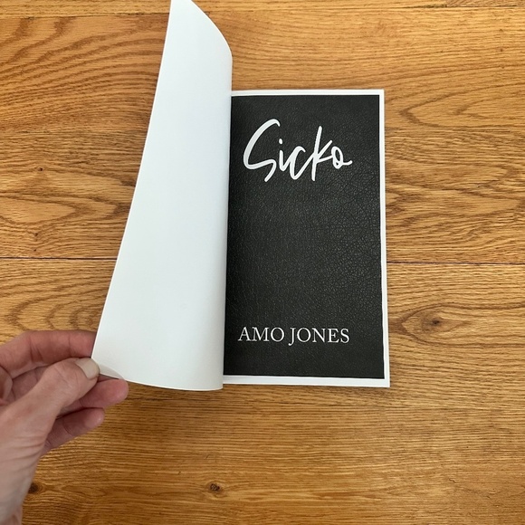 [SIGNED] Special Edition Cover of Sicko by Amo Jones - Picture 3 of 6